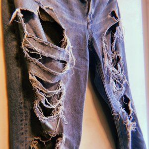 Super Distressed Denim Boyfriend Jeans